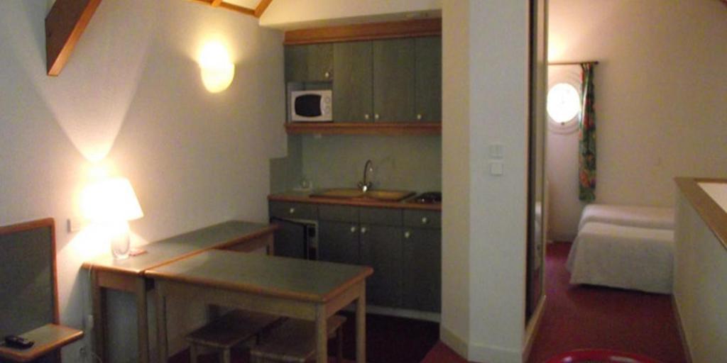 ホテル シトテル アヴァヨン ヴォーバン 部屋 写真